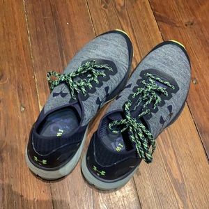 Under Armour, Size 11